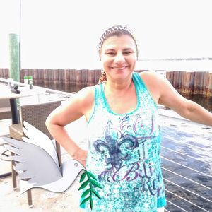 Meet your Posher, Sherry